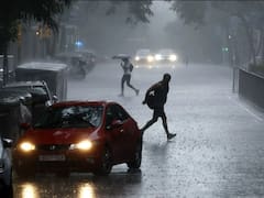 La AEMET mantiene la alerta por lluvias torrenciales este domingo: el temporal deja dos muertos y un desaparecido en Cataluña