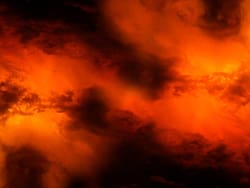 Grandes tormentas doradas azotan gran parte del país por estos días: van a provocar un fenómeno climático único en el mundo