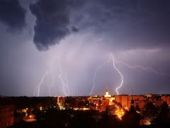 Llega la lluvia negra más intensa de enero: habrá fuertes ráfagas de viento y posible caída de granizo en estas zonas