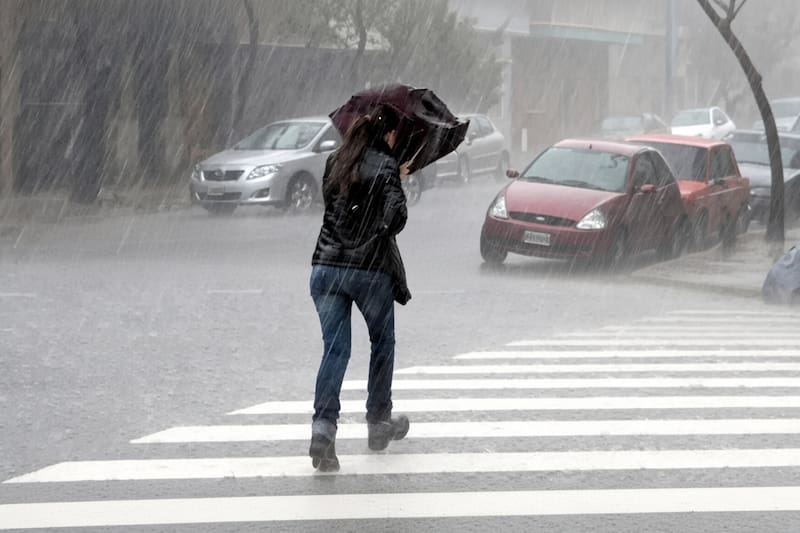 El calor de octubre dejará máximas de hasta 34 grados en ciudades como Córdoba, Sevilla y Badajoz antes de la llegada de un ambiente plenamente otoñal.