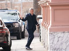 En medio del debate por morosidad, el ministro Luis Caputo anuncia medidas: ¿créditos del FGS?