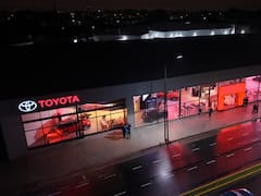 Toyota Olivieri inauguró su primer concesionario marcando un hito en la historia de la emblemática marca en Argentina