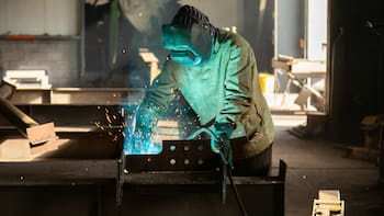 México defiende récord laboral y salarial; las piedras en el Camino Rojo de Orla; aranceles mexicanos ‘incendian’ a socios asiáticos