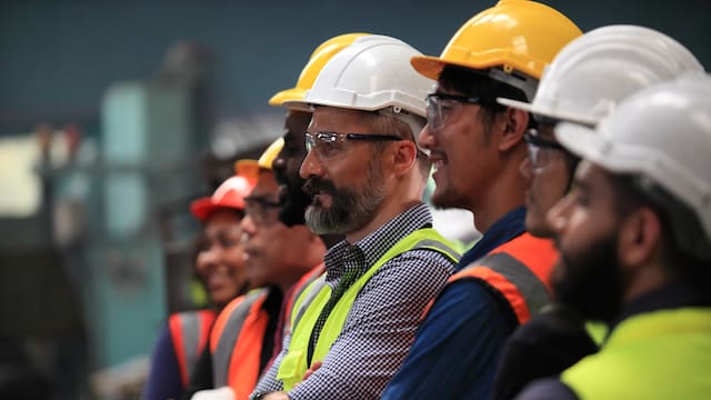 Oficial y confirmado | La reforma laboral permitirá hasta 12 horas de trabajo extra sin días de descanso para los empleados