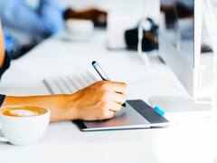 Confirmed by the Government | These are the 10 jobs that companies will ask for the most in the coming years: they will not be lawyers, engineers, or doctors