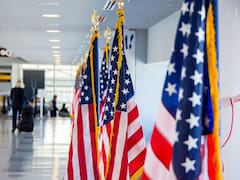 Ni visa americana ni pasaporte: Estados Unidos garantiza el acceso legal automático a todas las personas que muestren estos documentos