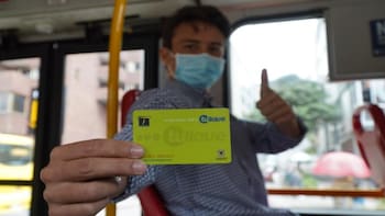 Llegó el “fin” de la tarjeta TuLlave de TransMilenio, ¿cuál es la nueva opción de recarga que reduce demoras?