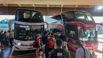 El Gobierno dejó de pagar a los colectivos por boletos gratuitos: qué pasa con el beneficio
