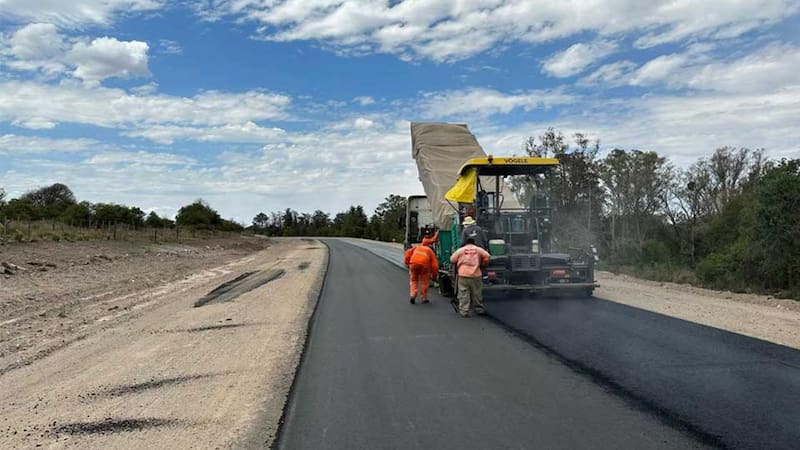 Tras años en el olvido, repavimentarán la ruta más transitada del país y beneficiará a miles de vehículos
Fuente: Córdoba