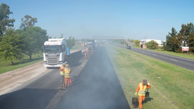 Tras años olvidada, arreglarán una de las rutas más importantes del país y taparán todos los pozos
Fuente: PBA