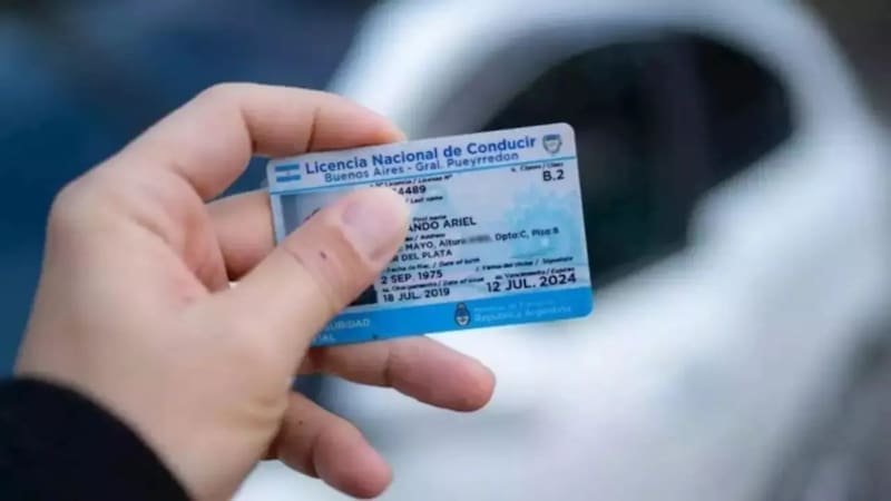 Tras camios en la Ley de Tránsito el nuevo límite de edad para tener la licencia de conducir y a partir de cuándo no se puede renovar
Fuente: Archivo