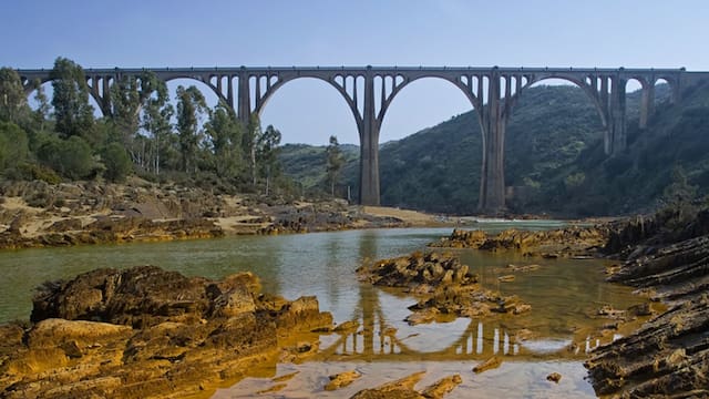 Tras casi tres años de obras, terminan un puente clave que conectará a esta ciudad con el resto del país