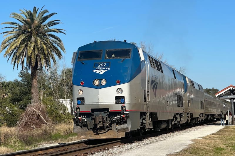 La compañía Amtrak ofrece un servicio que conecta Miami con Nueva York en un viaje de casi 28 horas. Imagen: archivo.