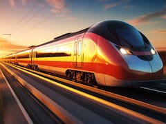 Lo llaman el “rey del viento” y acaba de destronar a Japón: así es el tren bala más rápido del mundo