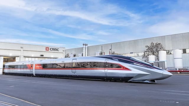 Supera a los japoneses y es el orgullo de un país: inauguran el tren bala más rápido del mundo