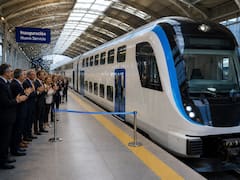 Ya es oficial | Un país hizo una de las mayores inversiones de su historia y levantó una estructura de trenes de dos pisos con wifi y enchufes gratis