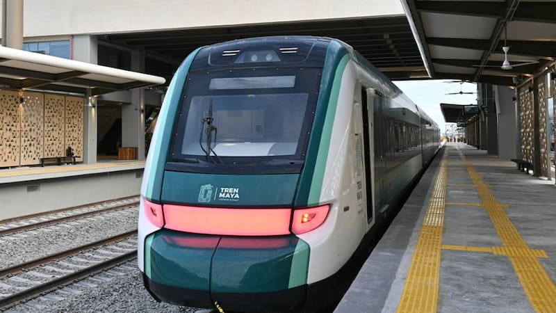 Documentos exigidos para menores de edad que viajan solos en el tren maya.