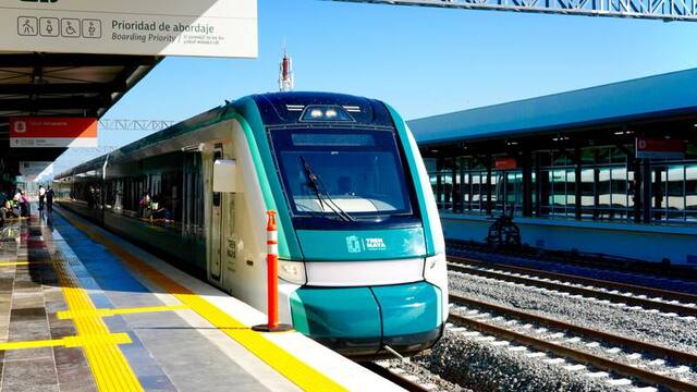 El Tren Maya dará nuevo servicio en el sureste de México con comida completa y atención exclusiva