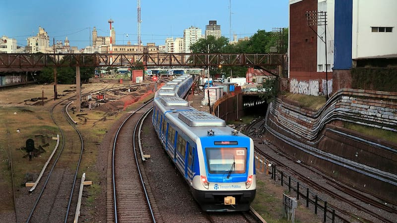 Tren Sarmiento