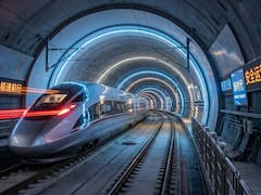 China construye el túnel submarino más largo del planeta: conectará un continente y dos islas en 30 minutos con trenes a más de 250 kilómetros por hora