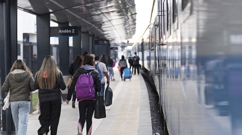 El servicio de la línea San Martín que conecta Retiro con Junín, funciona todos los días con una salida diaria desde la Ciudad de Buenos Aires a las 18:15. (Foto: Trenes Argentinos)