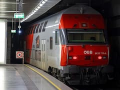 Llegaron los trenes de dos pisos | Una potencia mundial confirmó que renovará la línea más usada con modelos producidos en el país