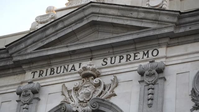 El Gobierno redobla la presión sobre el Supremo por la ley de nietos y cuestiona a algunos jueces