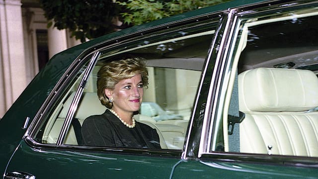 Tristeza en la Corona Británica | Encontraron los tesoros más preciados de Lady Di que cambian el sentido de su vida