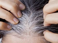 La psicología explica que las personas que dejan de teñirse las canas no se están rindiendo, sino que priorizan la autenticidad por encima de la aprobación