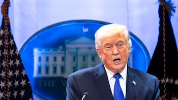 Revira Trump: dice que impondrá un arancel global de 10% tras fallo de la Suprema Corte a sus gravámenes