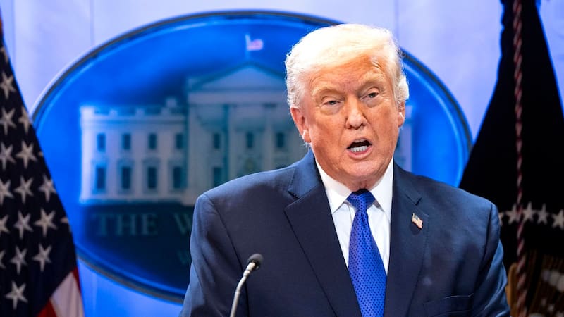 “EE.UU. debe, por necesidad, responder a este ataque”, escribió Trump en una publicación en redes sociales el martes por la tarde.