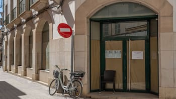 ¿Cierran los bancos y las escuelas? Decretan tres días de luto oficial por el accidente de tren en Toledo: esto es lo que debes saber