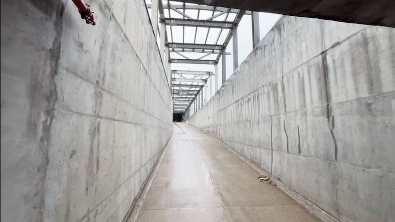 El nuevo paso peatonal subterráneo busca mejorar la seguridad de los usuarios que se movilizan por la calle 13.
