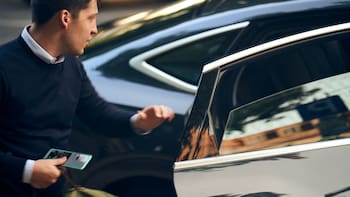 Desregulación en Uber, Cabify y remises: cómo cambia el seguro para autos en apps de transporte