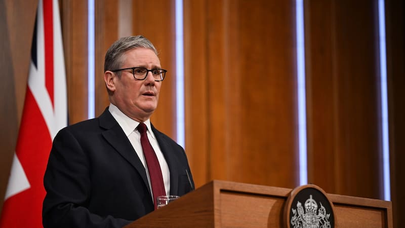 London (United Kingdom), 16/03/2026.- British Prime Minister Keir Starmer holds a news conference at Downing Street in London, Britain, 16 March 2026. (Reino Unido, Londres) EFE/EPA/Chris J. Ratcliffe / POOL
