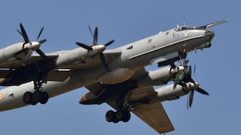 Un avión ruso activó las alarmas de Reino Unido: lanzaron artefactos para vigilar las aguas europeas y crece la tensión