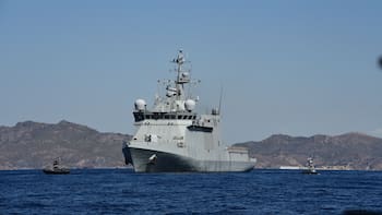 Buques petroleros rusos encienden las alarmas de la Marina francesa al ser vistos en aguas prohibidas con una “bandera falsa”