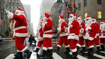 Rally de Santa Claus lleva al IPC de la bolsa mexicana a nuevos máximos históricos