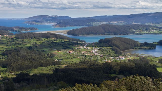 Un empresario compró un pueblo abandonado en el norte del país: busca convertirlo en un destino turístico y a trabajar