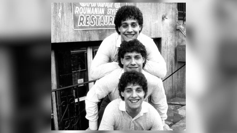 Cómo fue el reencuentro en tre los tres hermanos separados.