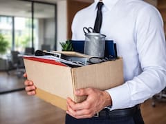 Un hombre es despedido tras no trabajar por 17 días y se justifica porque no vio el alta porque tenía correo acumulado