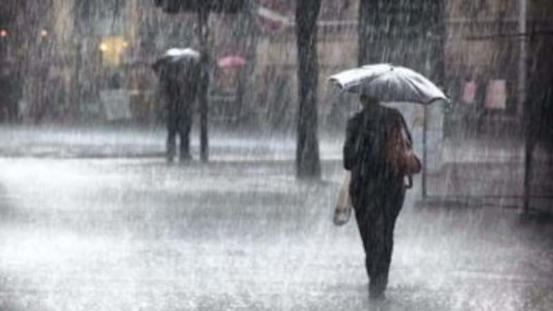 Un nuevo frente frío se desplazará y provocará lluvias torrenciales hasta el jueves en el área metropolitana.