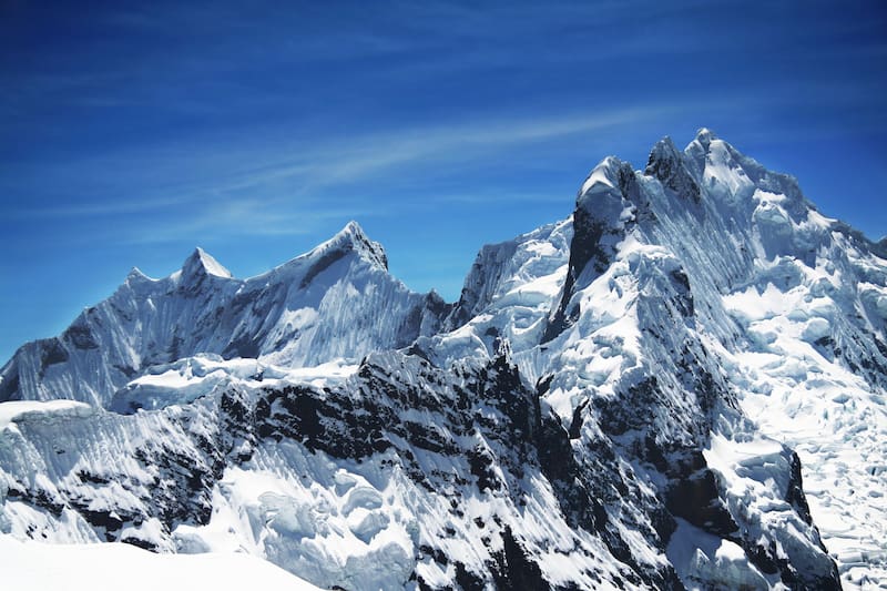Un proyecto ambicioso se contempla para llevar a cabo el Túnel de Agua Negra, que facilitará la conexión entre Argentina y Chile mediante la Cordillera de Los Andes. Fuente: Shutterstock