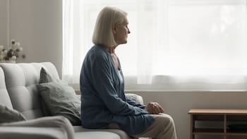 Alzheimer: olvidarse de esto podría ser la primera señal de demencia, según los expertos