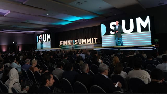 De apps a imperios financieros: la revolución fintech irrumpe en la economía real en Finnosummit 2026