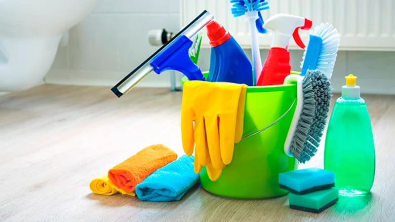 Una empleada de limpieza es despedida tras estar 545 días sin trabajar y denuncia a la empresa para reclamar una mayor liquidación