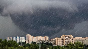 Se acerca al país un diluvio histórico que durará 48 horas: alertan por tormentas eléctricas, caída de granizo y vientos de hasta 70 km/h