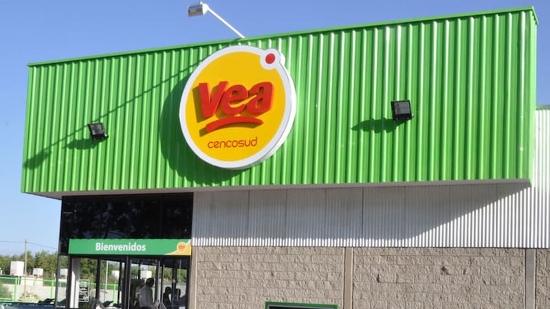 Una histórica cadena de supermercados cierra sucursales en todo el país por caída de ventas