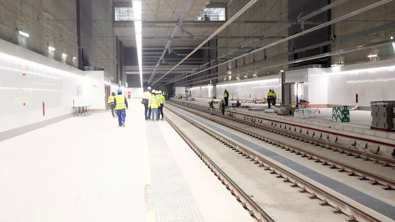 Una línea de tren llegará hasta el aeropuerto: cuándo se inaugura y qué recorrido tendrá