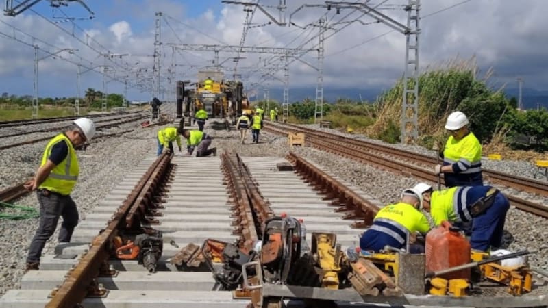 Una línea de tren llegará hasta el aeropuerto: cuándo se inaugura y qué recorrido tendrá